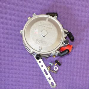 Редуктор Atiker VR01 (пропан-бутан) 2-3-е покоління, електронний, 120 к.с. (90 кВт), вх. D6 (M10x1), вих. D19