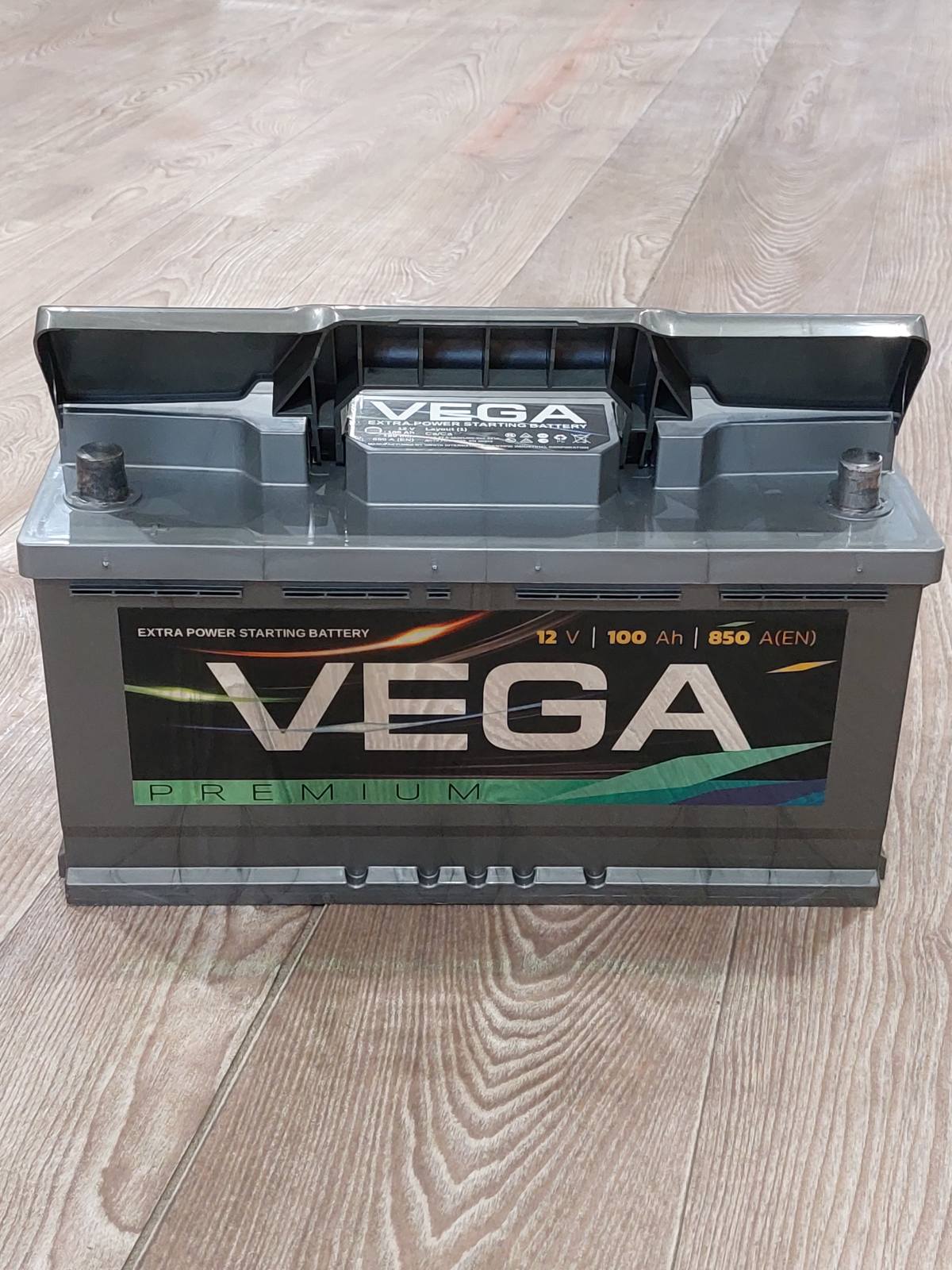 изображение_viber_2022-11-07_17-53-13-056 Автомобільний акумулятор Vega Premium 6CT-100Ah 850A L/R