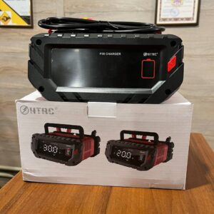Автоматичний зарядний пристрій для акумулятора HTRC P20 20A 12-24V