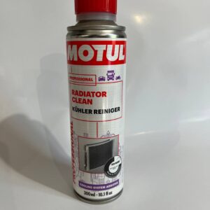 Присадка-очисник до охолоджувальної рідини Motul Radiator Clean (300ml)